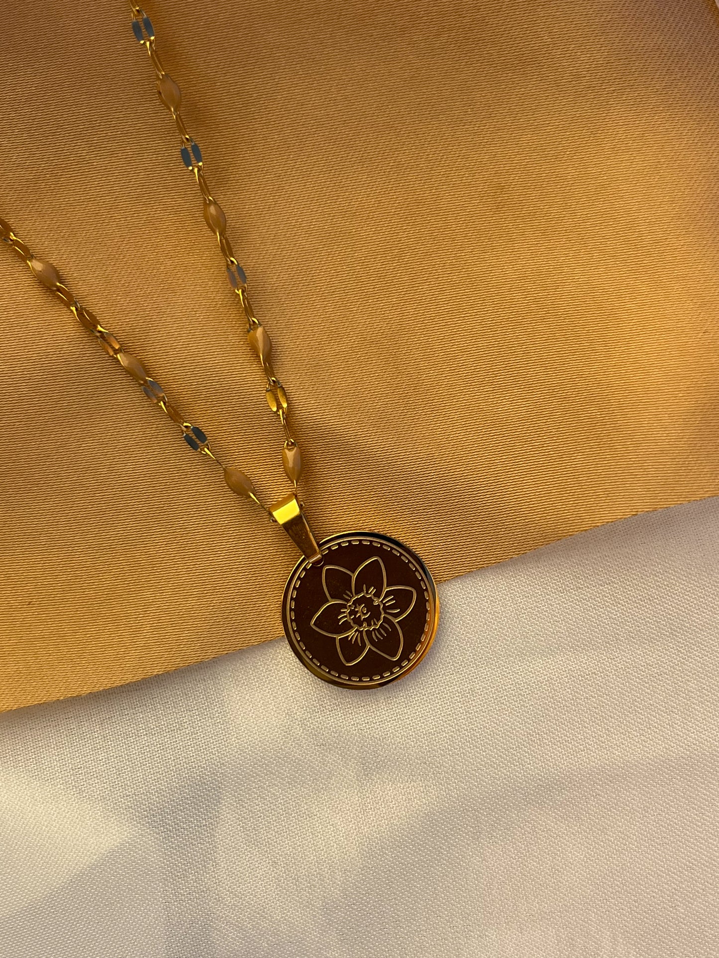 Collier Month Décembre